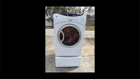 GE front load electric dryer with pedestal